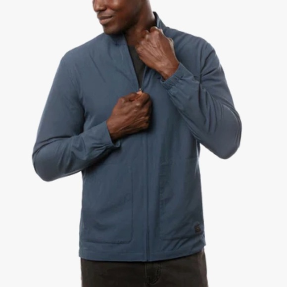 Travis Mathew Other - Travis Mathew Stormchaser Lightweight Windbreaker Jacket Golf full zip Blue‎